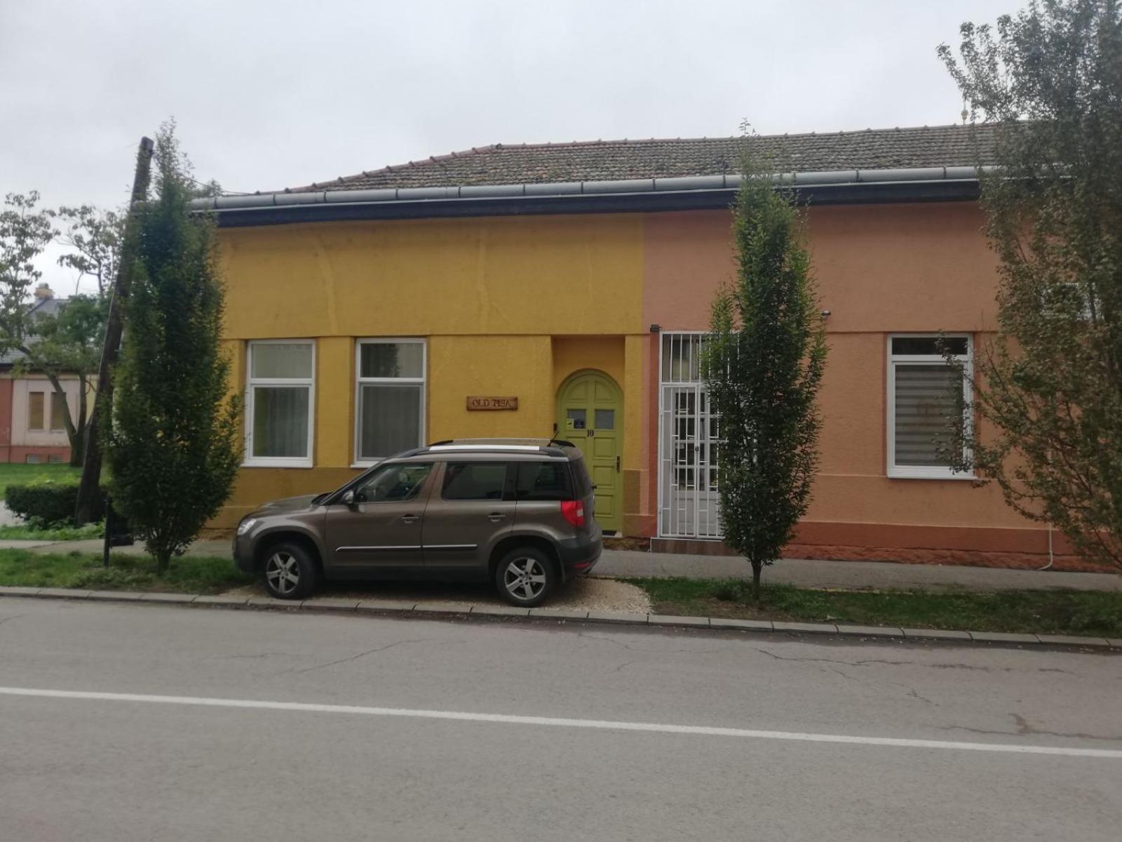Old Tisa Apartment Senta Zewnętrze zdjęcie
